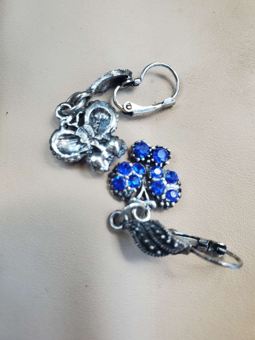 Vintage Sterling Silver Blue Rhinestone Leverback Earrings